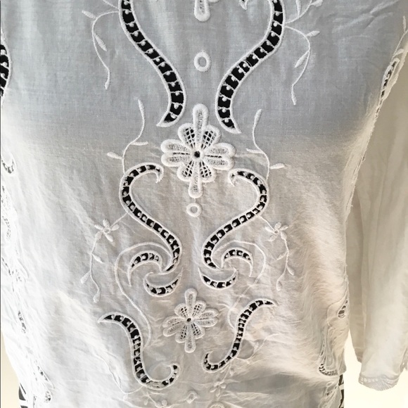 Delicate Lacy Cotton Shirt - Picture 4 of 7